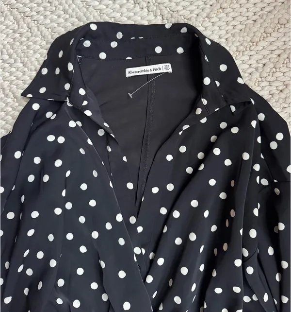 Abercrombie and Fitch Black and White Polka Dot Dress - Image 3