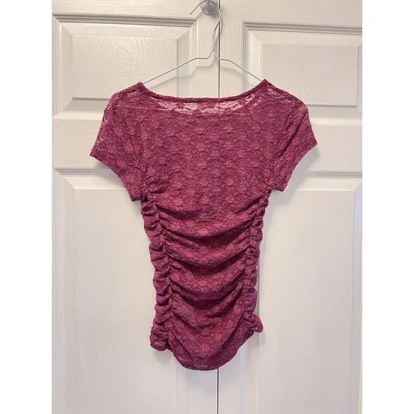 FREE PEOPLE Keep it simple lace baby‎ tee In Dramatic Orchid Pink purple NWT - Image 5