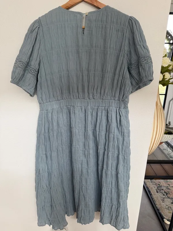Polagram Dusty Blue Textured Puff-Sleeve Midi Dress with Lace Trim - Image 5