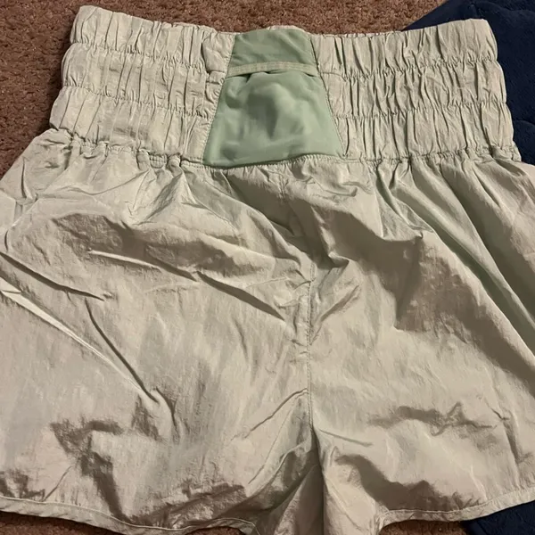 Free‎ people movement green shorts L - Image 2