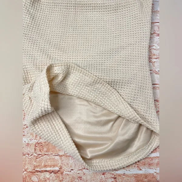 Elegant Cream One-Shoulder Knit Blouse - Image 4