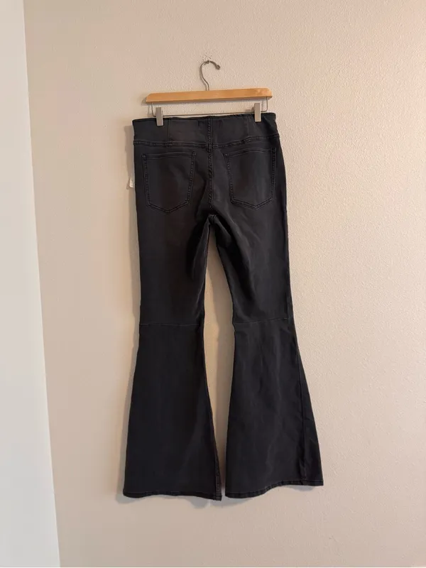 NWT WE THE FREE Black Flare Pants — Women’s Bootcut with Wide Hem - Image 4