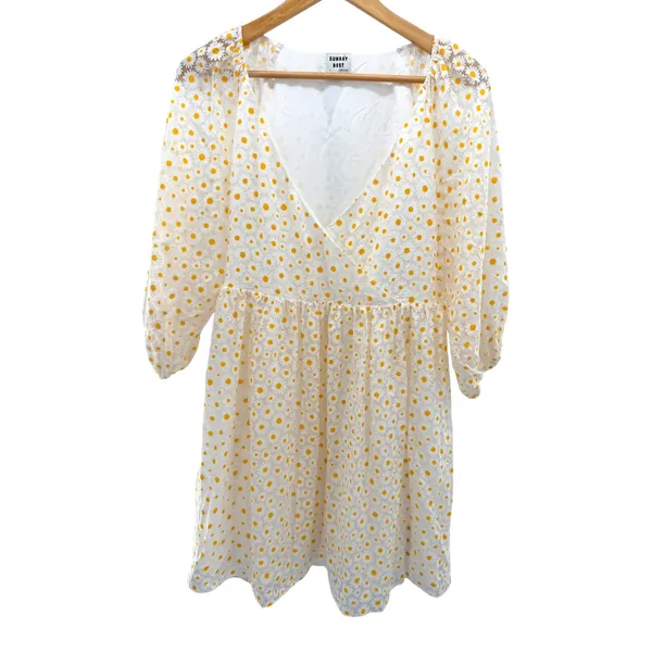 Sunday Best Aritzia Bonita Daisy Dress Medium Coquette Cottagecore Sheer Sleeve - Image 2