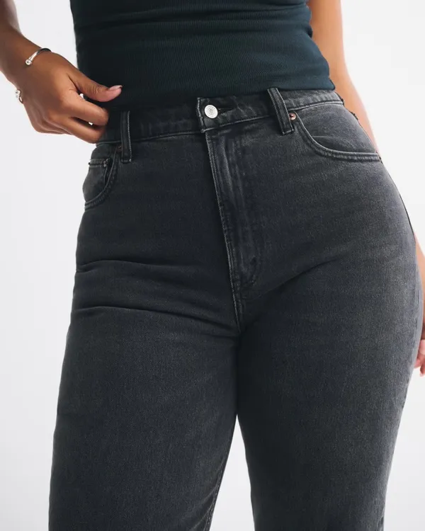 Abercrombie Curve Love Ultra High Rise 90s Straight Jean - Image 3