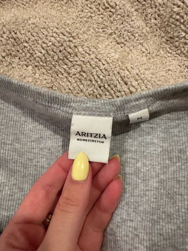 Aritzia Long Sleeve Wilfred - Image 2