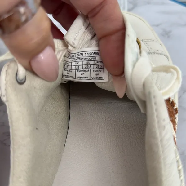 UGG Dinale Sneaker Lace Up‎ White Mesa Sand Cow Print Leather Casual Sz 8.5 US - Image 8