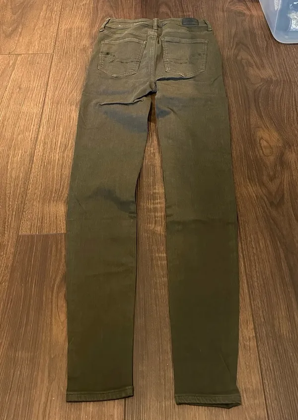 American Eagle Jeans - Image 2