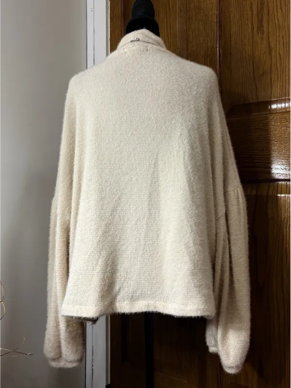 Sanctuary 2X Cream Fuzzy Mock Neck Oversized Sweater - Image 3