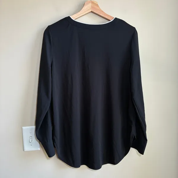 Ann Taylor black white classic old money long sleeved blouse women's size L - Image 6