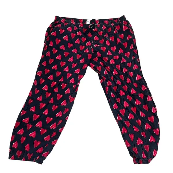 Victoria's Secret Women's XL Black Red Heart Print Lounge Pants - Image 4