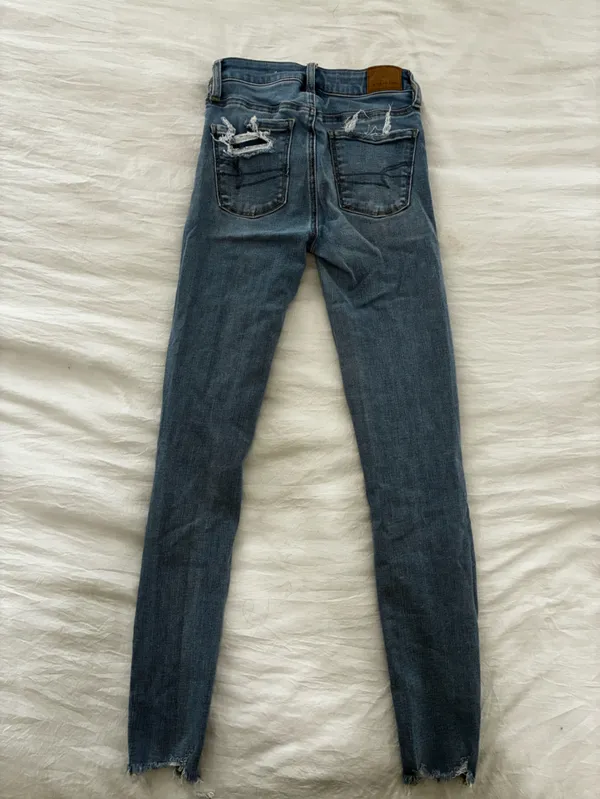 American Eagle Outfitters Ripped Skinny Jeans in Dark Blue - Image 3