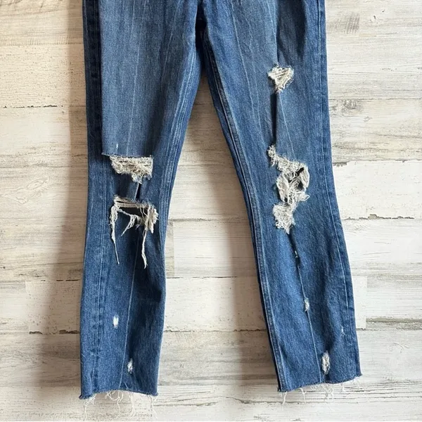 Abercrombie & Fitch High Rise‎ Mom Jeans Sz 24/00R Full Length Medium Wash Denim - Image 4