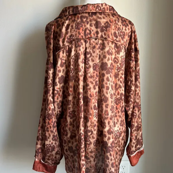 Intimately Free People Cheetah Leopard Floral Brown Silky Pajama Shirt Size L - Image 6