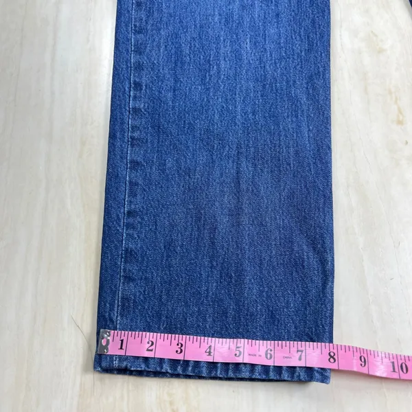 Levis Low Pro Straight Jeans Womens 28 Medium Wash Blue Denim A36 - Image 11