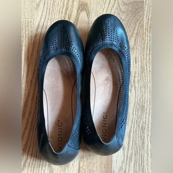 VIONIC leather loafers 🌷🌷 - Image 5