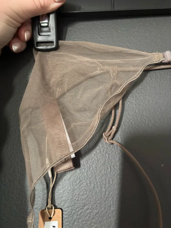 SKIMS Ultra Fine Mesh Bra - Image 4