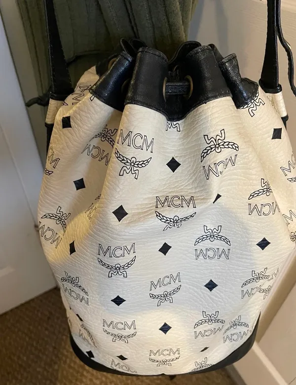 MCM Leather Bucket Bag  - Image 5