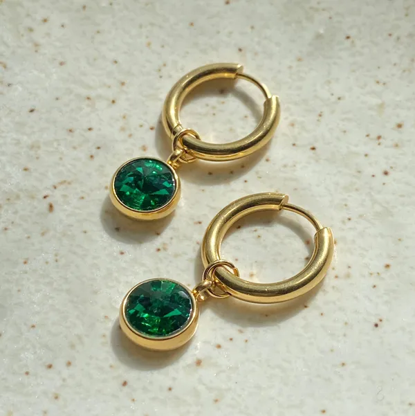 Handmade gold tone stainless steel green simple minimalist hoop earrings💚 - Image 5