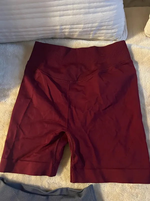 Gymshark Sweat Seamless Shorts - Image 4