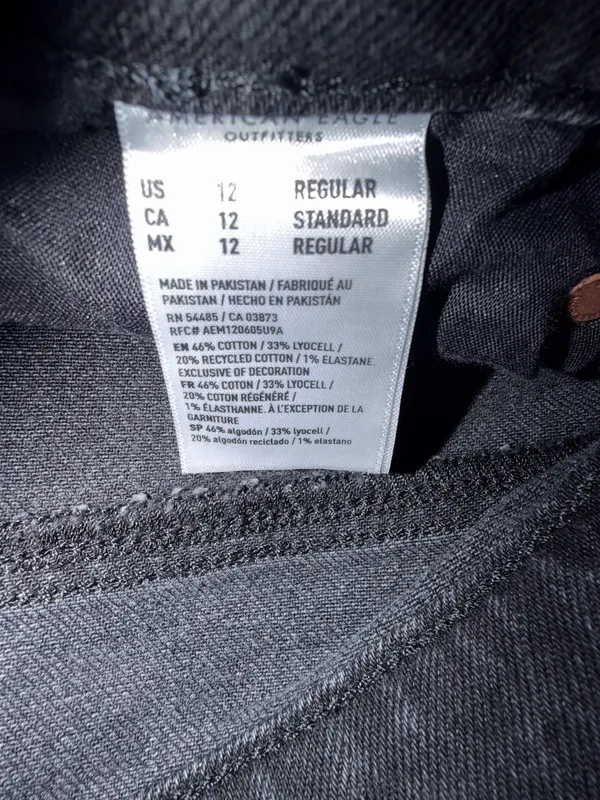 American Eagle Stovepipe Jeans - Image 2