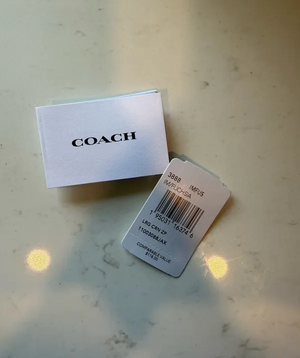 Coach Wristlet - Image 4