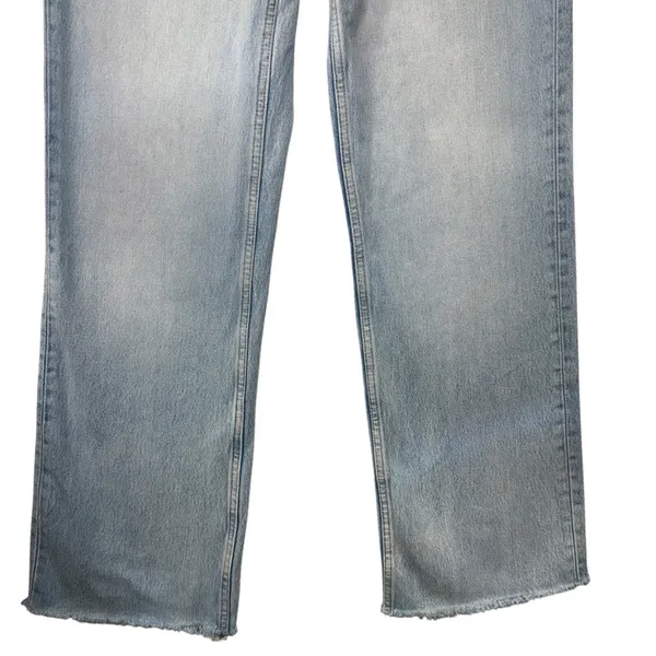 Zara High Rise Wide Leg Jeans Light Wash Blue Raw Hem Size 6 - Image 3