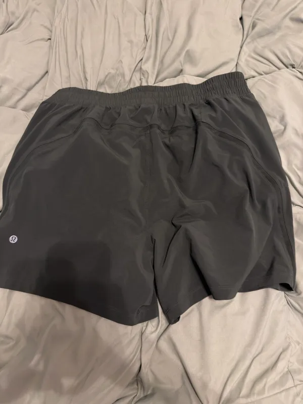 Lululemon Pace Breaker Shorts 5" Forest Green - Image 2