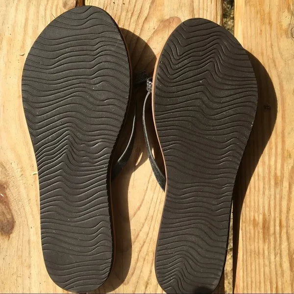 Reef Flat Strappy Beach Sandals Slides Toe Black - Image 5