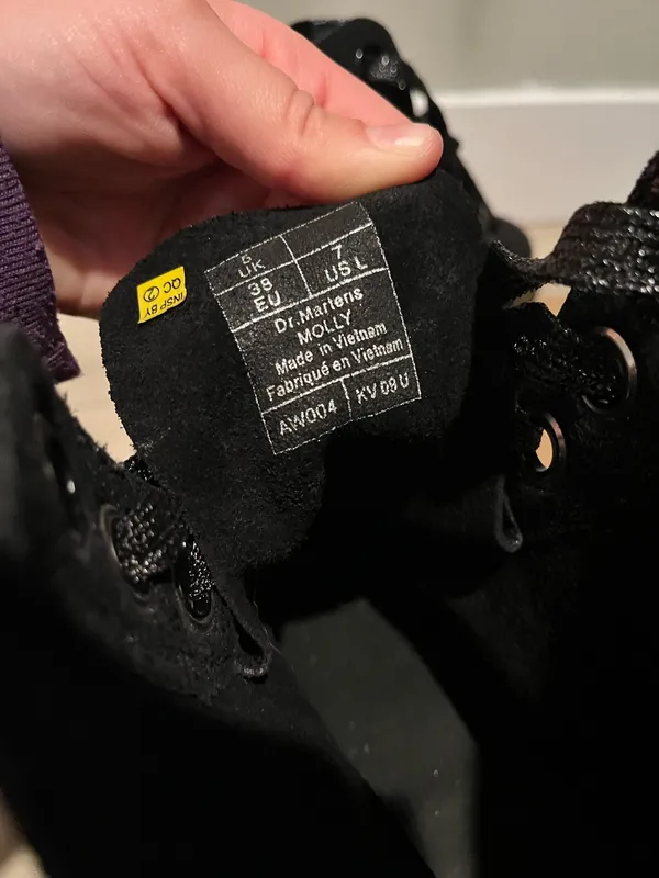 Dr. Martens Women’s Boots Molly Leather Platform - Image 3
