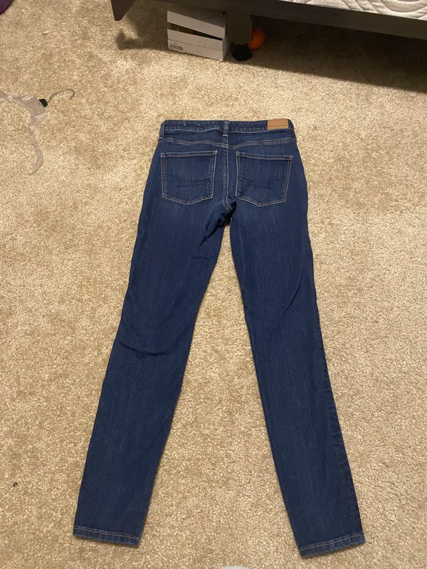 American Eagle Outfitters High-waisted Jeans - Image 2