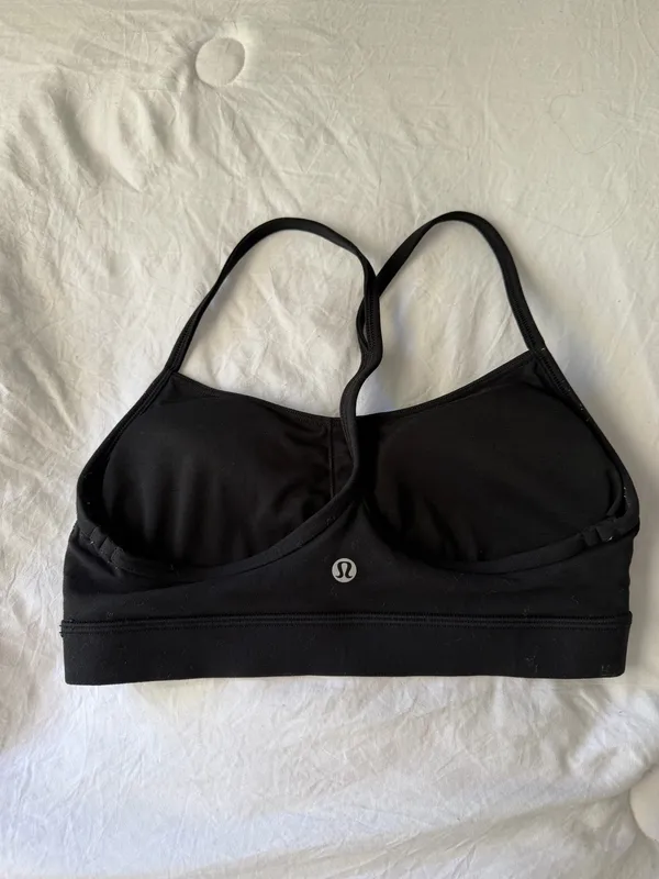 Lululemon Black Flow Y Bra Size 6 - Image 3