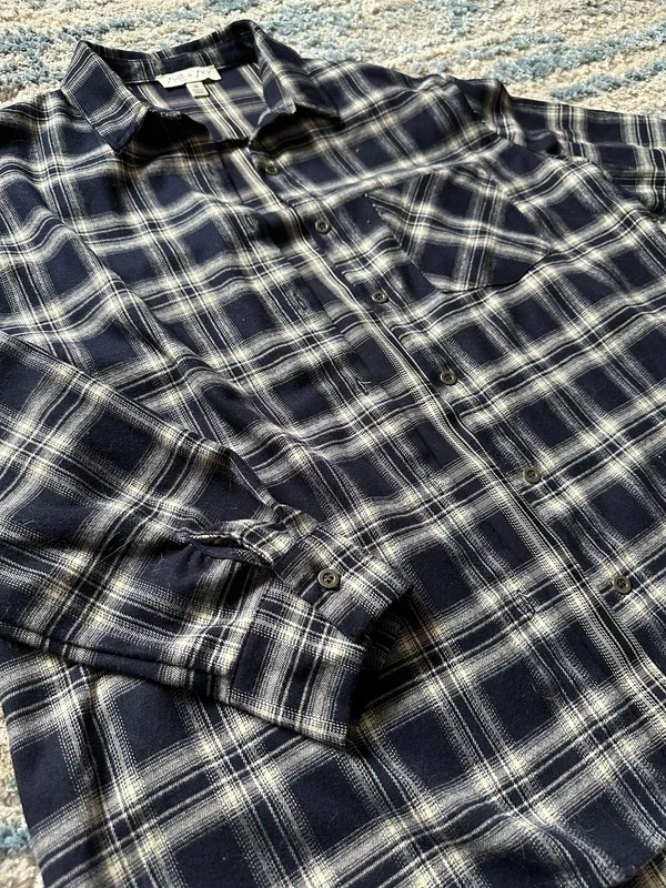She & Sky Flannel - Image 5