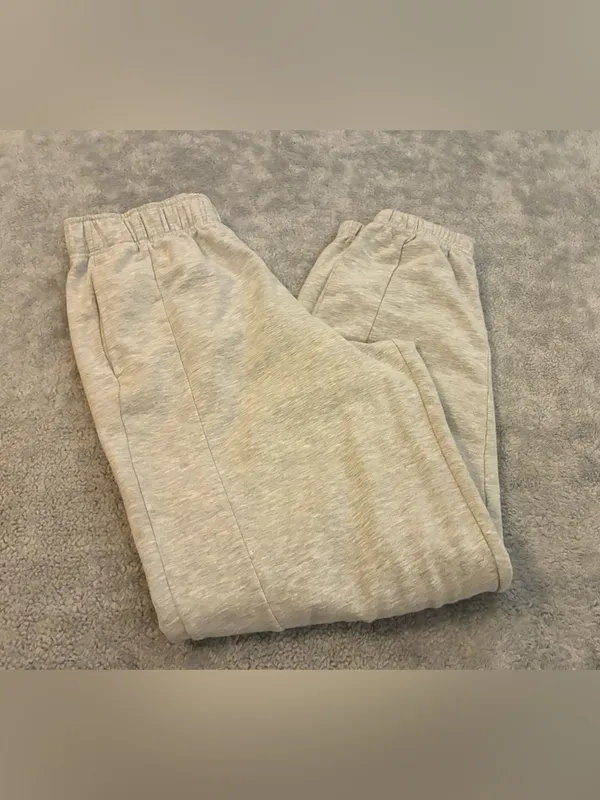 Women’s Yogalicious Neutral Gray Jogger Pants Size X-Small - Image 6