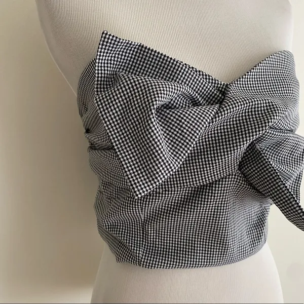Storia Strapless Gingham Bow Crop Top - Image 2