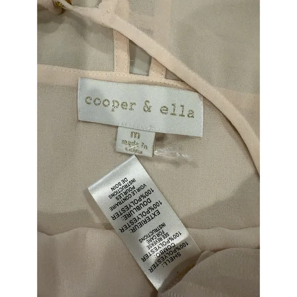 Cooper&Ella Top Womens Medium Light Pink Floral Embroidered Coquette Twee Preppy - Image 3