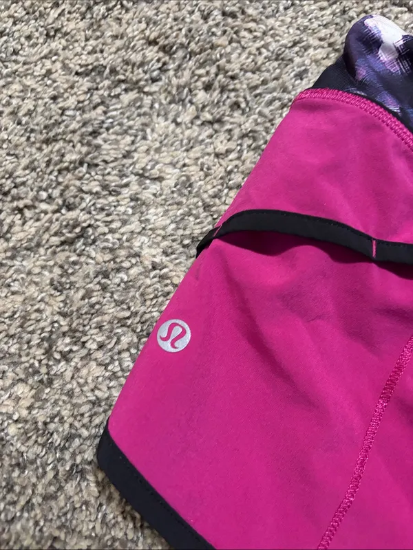 Lululemon Shorts size 2 - Image 3