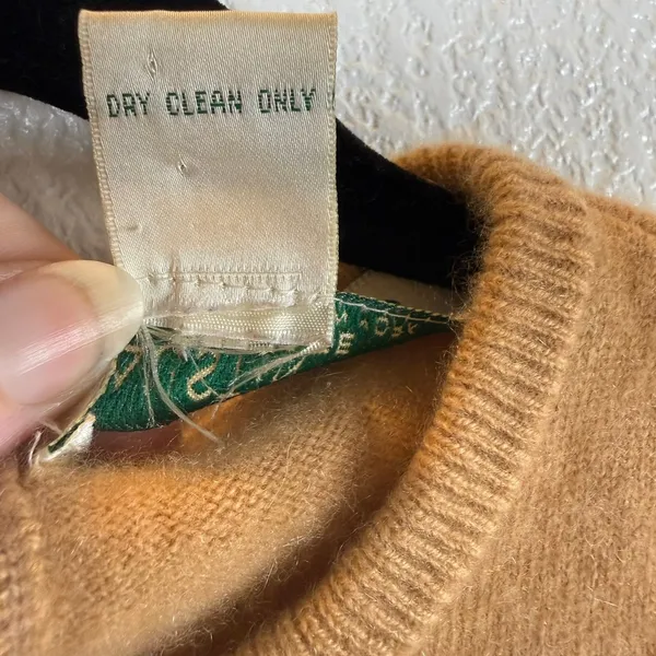 Vintage Cashmere Academia Eclectic Grandma Austin Reed Petite Camel Sweater‎ VTG - Image 4