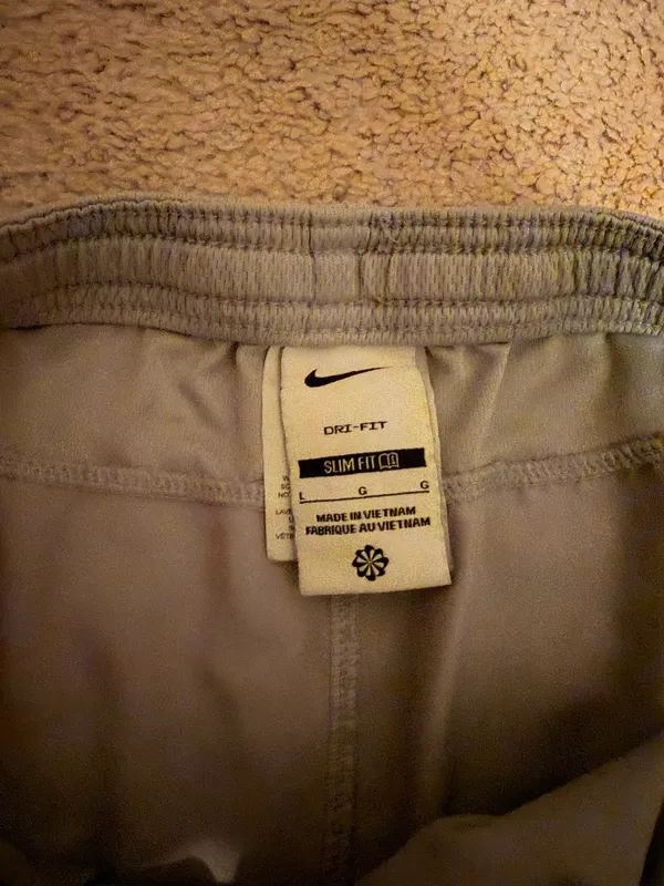 Nike Grey Shorts Men’s Large Dri-Fit Athletic - Image 3