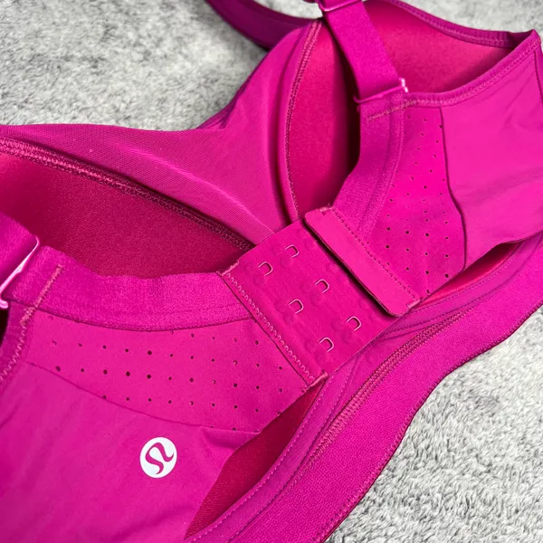 Lululemon Run Times Bra Ripened Raspberry (RIPR) Size 32DDD NWT *Adjustable* - Image 11