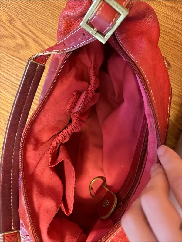 Stone Mountain Vintage Red Leather Barrel Bag - Image 13