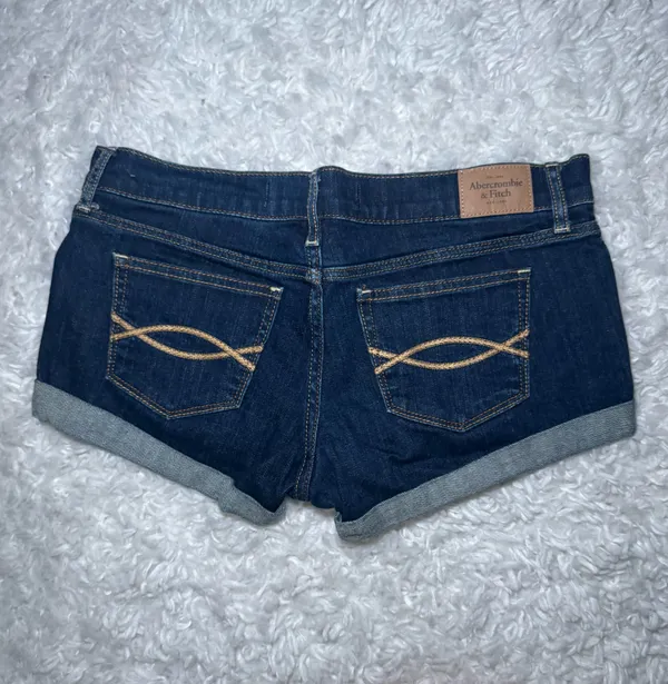 Abercrombie vintage shorts - Image 2