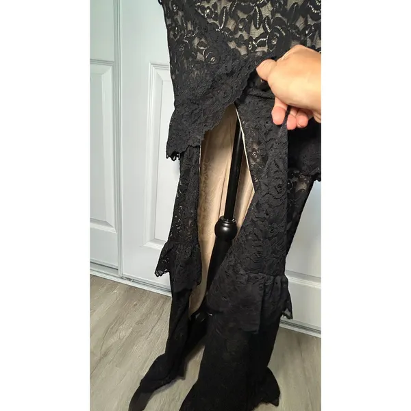 Show Me Your Mumu Black‎ Lace Maxi Dress M NWT Monique Tiered Wedding Formal - Image 4