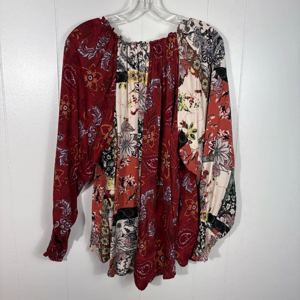 GiGiO USA Patchwork Maroon Floral Relaxed Fit Blouse Top Large L Button Front - Image 7