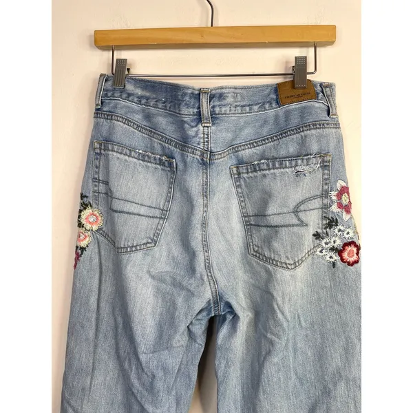 American Eagle Floral Embroidered Mom Jeans High Waist Frayed Hems 8 extra long - Image 8