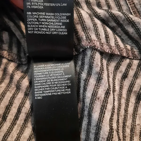 The North Face Oversized Top - Image 8