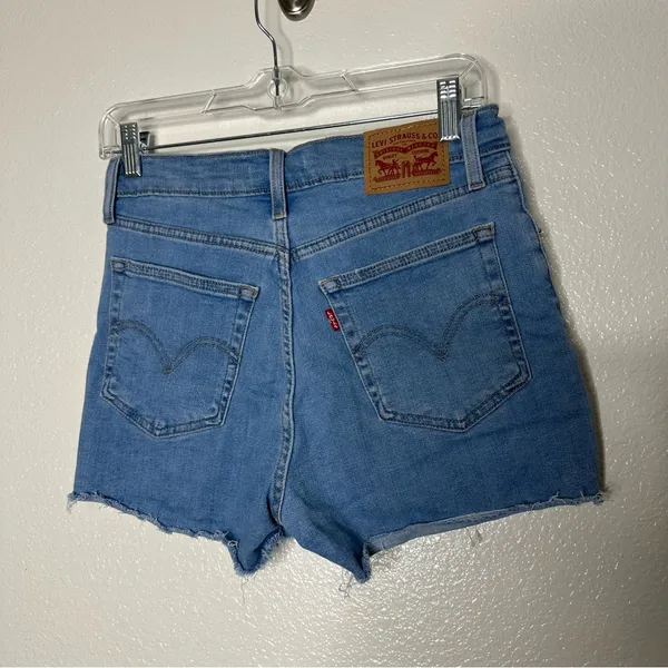 Levis High Rise Jean Shorts‎ 27 - Image 2