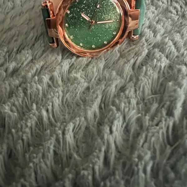 Unisex Green Leather Band Watch with a hint of Sparkle - Image 3