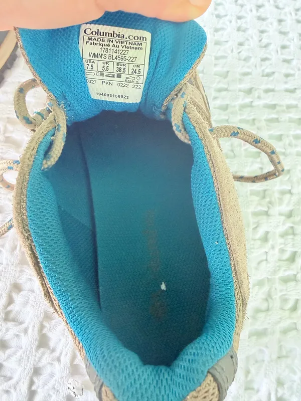 Columbia Crestwood Women's Hiking Shoes Size 7.5 Beige Teal Trail Sneakers Low - Image 8