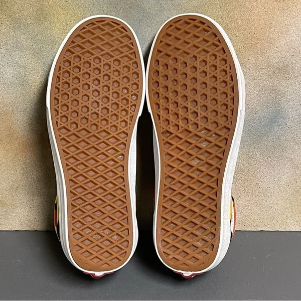 Vans Old Skool Women's Sneakers Size 7M - Image 15