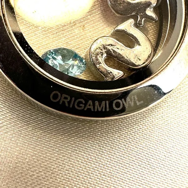 Origami Owl silver tone apple S locket necklace - Image 9